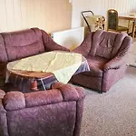 Lovely In With Wifi Semesterbostad